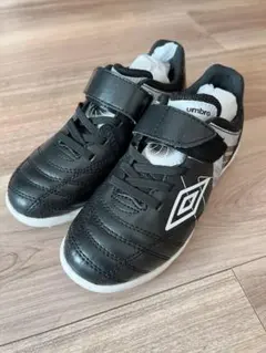 【美品】UMBRO サッカーシューズ　19cm