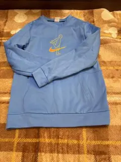 Nike Therma-FIT トレーナー 青