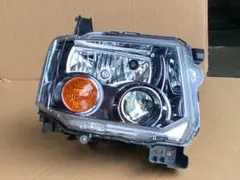 三菱トッポ 2010年式 H82A 右ヘッドライトのサムネイル