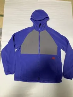 NIKE SBフリースパーカー