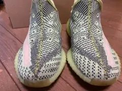 YEEZY BOOST 350 V2 グリーン/イエロー