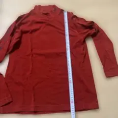 赤のタートルネック長袖セーター Mサイズ