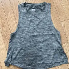 【未使用品】レディースadidas ノースリーブトップス Lサイズ グレー