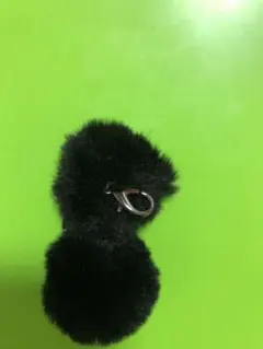 チャーム　ブーツ　2個　ハンドメイド　ふわふわ　モコモコ　まっくろくろすけ
