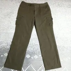 DESCENTE　 カーゴパンツ オリーブ色 サイドポケット付き　裏地付き