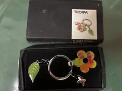 トロイカ TROIKA 花と葉のキーホルダー