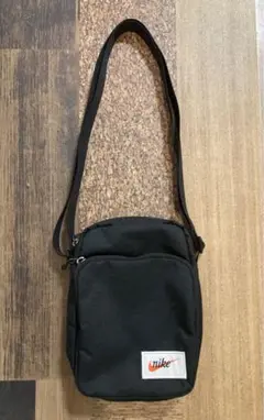 SAPEur ミニポーチ 黒 バッグ ショルダーバッグ ナイキ サプール 未使用 NIKE - NIKE ショルダーバッグの通販 by eniyui商品一覧｜ナイキ