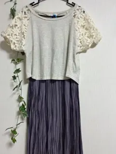 abc une face袖花レース♡めちゃ可愛いドルマンカットソーのサムネイル