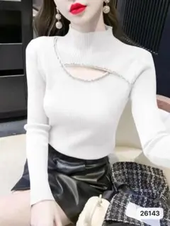 トップス 【大人気】レディース ホワイト 胸開きカットソー オルチャン F