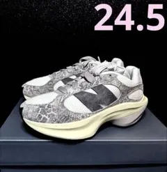 2025年最新】ニューバランススニーカー パイソンの人気アイテム - メルカリ