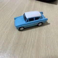 ハリーポッター ミニチュアコレクション　空飛ぶフォード・アングリア　1個