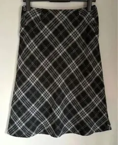 ウール混チェック柄スカート