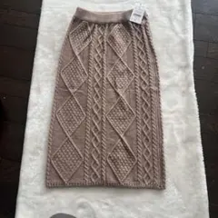 アンティローザホリデー　ニットスカート