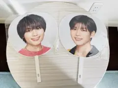 【未開封】なにわ男子 大西流星くん 長尾謙杜くん ジャンボうちわ2枚セットのサムネイル