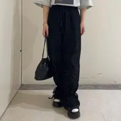 ローリーズファーム　スカラップレースパンツ