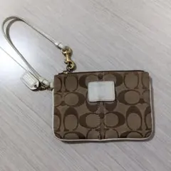 COACH ブラウン キーケース F16106　シグネチャー