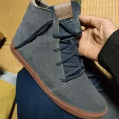 adidas ハイカットスニーカー