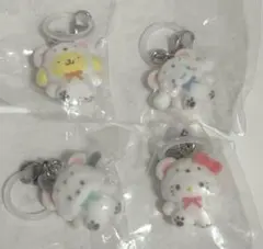 『新品』サンリオ めじるしアクセサリー ふわふわスノー ガチャ 4個セット