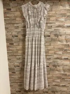 SNIDEL Sustainableフリルワンピース 2026ss - メルカリ