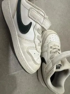 NIKE スニーカー