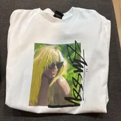 Stussy ホワイト LAURA Tシャツ