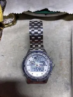 シチズン✖️ヘリーハンセン　ESS 希少　レア　美品　完動品のサムネイル
