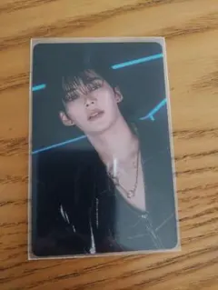 Item thumbnail for item edf633cd-73fb-4351-8a77-dcac5c3a1a38