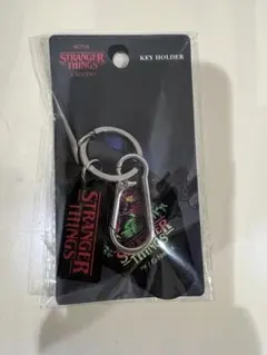 新品　☆ STRANGERTHINGS キーホルダー 3coins デモゴルゴン