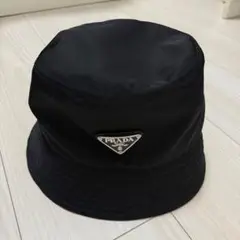 半額！！本日限り！プラダ バケットハット ／レア／新品・未使用／タグ付き 今日WTO】Prada プラダ バケットハット-UM26 - メルカリ