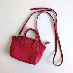 サマンサタバサ　ミニショルダーバッグ　レッド　赤　ポシェット　ポーチ