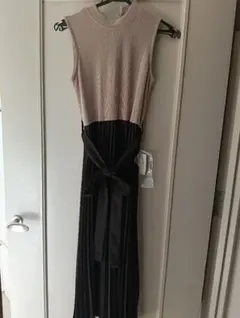 新品　ノースリーブリブ編みプリーツワンピース Mサイズ