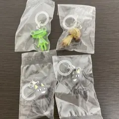 どこでもいっしょ　めじるしアクセサリー4点セット