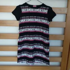 Jenni 半袖ワンピース 黒 ピンク