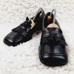 Item thumbnail for item ec1b9873-e40d-4c14-8c2c-8e1af1cdb38d