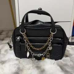 専用袋付き ZARA／チャーム付きショルダーバッグのサムネイル