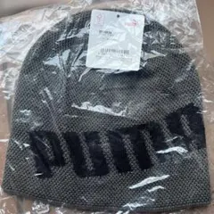 PUMAビーニー　グレー