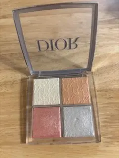 DIOR Back Stage グロウフェイスパウダー
