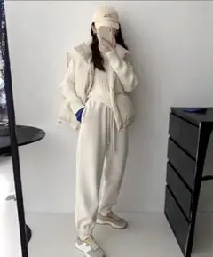 Item thumbnail for item 5d79d300-7b7a-42ff-98ce-2cfaca9fba2d