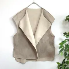 【LAUIRラウアー】フェイクムートンベスト　オーバーサイズ　ベージュ　36 S