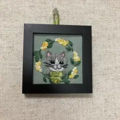 ハンドメイドミニ刺繍フレーム 風鈴と朝顔とキジトラ - メルカリ