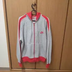 Nike フード付きスウェット グレー/レッド