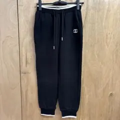 Chanel ブラック スウェットパンツ　Sサイズ