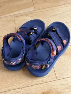 Teva サンダル ネイビー キッズ　19cmのサムネイル