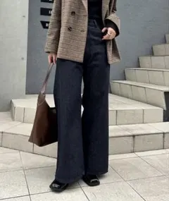 Item thumbnail for item e2f4da56-f1ad-4ef9-bae0-add3e6f6d207