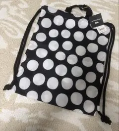 新品　UNIQLO marimekko ナップサックドット ブラック