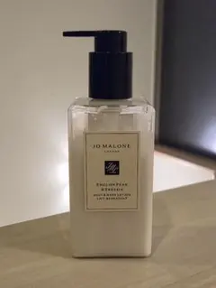 JO MALONE イングリッシュペアー&フリージア ボディ&ハンドローション