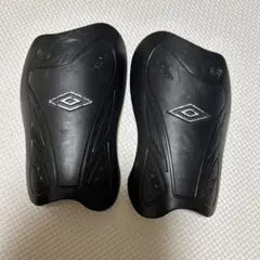 Umbro ブラック シンガード レガース