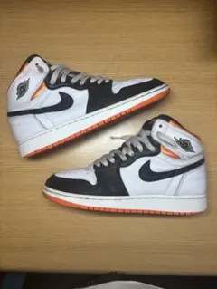 NIKE AIR JORDAN 1 ハイカット　24センチ　ジョーダンのサムネイル