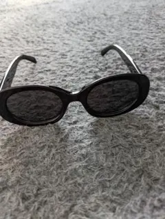 NUEF　サングラス