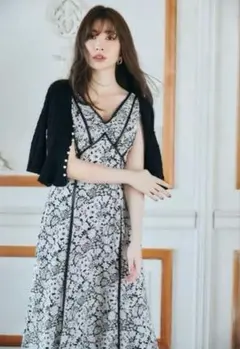 Her lip to　Lace Trimmed Floral Dress Her lip to on X: 